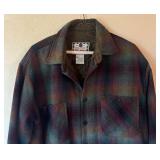 Gap CPO Plaid Jacket Size Small