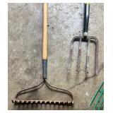 Set of 5 Lawn and Garden Tools Including Rakes, Shovel, Pitchfork and Hoe