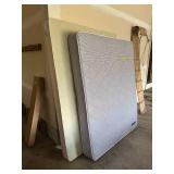 Queen Mattress w/ Box Spring Queen Mattress w/ Box Spring