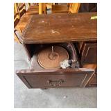 Antique Radio Record Player Antique Radio Record Player