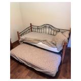 Twin Day bed w/trundle - Comes with Pillows, sheets and mattresses Twin Day bed w/trundle - Comes with Pillows, sheets and mattresses