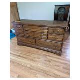 Dresser - 5 ft wide, 19inches deep, 33 inches tall Dresser - 5 ft wide, 19inches deep, 33 inches tall