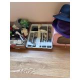 Large Lot Kitchen/Living items - See description - PERFECT RESELLERS LOT Large Lot Kitchen/Living items - See description - PERFECT RESELLERS LOT