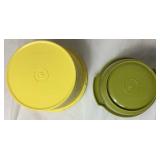 Large Collection of Vintage Tupperware - Lot 1