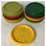 Large Collection of Vintage Tupperware - Lot 1