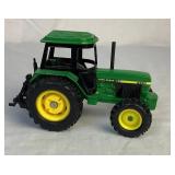 Bundle of Vintage John Deere Die Cast Utility Farm Tractors - 3140, 3350 and 4040