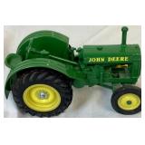 1/16 Pair of John Deere Die-Cast Metal Tractors: 1935 Model BR ERTL #2778 and ERTL Toy Tractor Times 1990 Anniversary Model A Tractor 1/16 Pair of John Deere Die-Cast Metal Tractors: 1935 Model BR ERTL #2778 and ERTL Toy Tractor Times 1990 Anniversary Model A Tractor