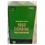 1/32 Vintage John Deere 9860 Combine Collectors Edition by ERTL #15520A 1/32 Vintage John Deere 9860 Combine Collectors Edition by ERTL #15520A