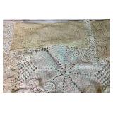 Collection Neutral Colored Doilies - Many Shapes and Sizes - 18 pieces Collection Neutral Colored Doilies - Many Shapes and Sizes - 18 pieces