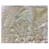 Collection Neutral Colored Doilies - Many Shapes and Sizes - 18 pieces Collection Neutral Colored Doilies - Many Shapes and Sizes - 18 pieces