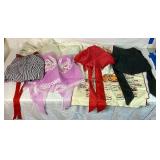 Bundle of Vintage Aprons - 9 Pieces Bundle of Vintage Aprons - 9 Pieces
