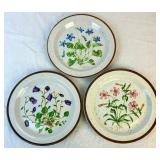 Vintage Wildflower Stoneware Collection from Japan - Includes: 6 Mugs, 6 Plates, 6 Sauce Bowls Vintage Wildflower Stoneware Collection from Japan - Includes: 6 Mugs, 6 Plates, 6 Sauce Bowls