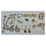 Vintage Faux Pearl Necklaces, Earrings, Bracelets and Pins Vintage Faux Pearl Necklaces, Earrings, Bracelets and Pins