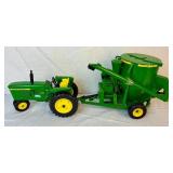 1/16 ERTL John Deere MC Crawler and 1/16 ERTL 3020 Tractor with ERTL Grinder Mixer Mill Implement 1/16 ERTL John Deere MC Crawler and 1/16 ERTL 3020 Tractor with ERTL Grinder Mixer Mill Implement