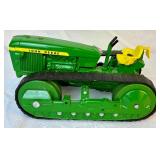 1/16 ERTL John Deere MC Crawler and 1/16 ERTL 3020 Tractor with ERTL Grinder Mixer Mill Implement 1/16 ERTL John Deere MC Crawler and 1/16 ERTL 3020 Tractor with ERTL Grinder Mixer Mill Implement