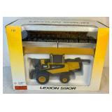 CAT 1/32 Die Cast Lexion 590R Combine Harvester CAT 1/32 Die Cast Lexion 590R Combine Harvester