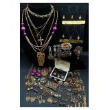 Regal Style Jewelry Collection - Necklaces, Earrings, Brooches, Rings and Belt Regal Style Jewelry Collection - Necklaces, Earrings, Brooches, Rings and Belt