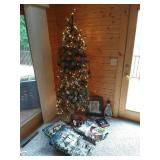 Christmas Tree & Christmas Decor