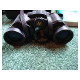 Bushnell Binoculars & Bird Book