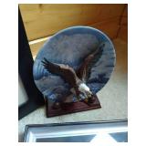 Eagle Themed Pictures & Decor