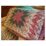 Beautiful Queen (Not Homemade) Quilt, Pillows, Shams & Bedskirt