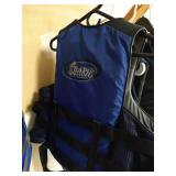 (5) Nice Stearns Adult Life Vests