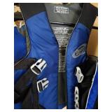 (5) Nice Stearns Adult Life Vests