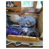 Birdhouses, Feeders, Yard Decor, Etc