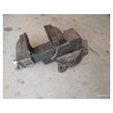 Heavy Duty 6" Bench Vise