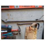 Miscellaneous Tools - Crowbars, Level, Toolbelt, Etc