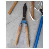 Garden Tools Lot - Extension Limb Saw, Clippers & Saw
