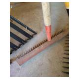(5) Rakes - Leaf Rakes, Garden Rakes & Thatch Rake