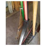(5) Rakes - Leaf Rakes, Garden Rakes & Thatch Rake
