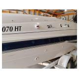 2000 Larson Escape 213 21