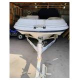 2000 Larson Escape 213 21