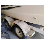 2000 Larson Escape 213 21