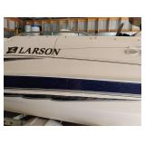 2000 Larson Escape 213 21
