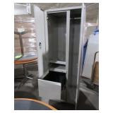 HERMAN MILLER METAL STORAGE TOWER WITH LOCKER HERMAN MILLER METAL STORAGE TOWER WITH LOCKER