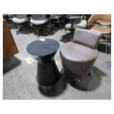 JASPER STOOL AND FLUID INTERIORS JASPER STOOL AND FLUID INTERIORS