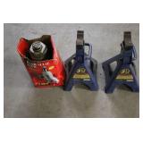 Larin 12 Ton Hydraulic Jack with 2 Allied 3.5 Ton Jack Stands
