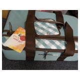 Rachael Ray Pack and Go 16 x 10 x 5... Rachael Ray Pack and Go 16 x 10 x 5...