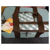Rachael Ray Pack and Go 16 x 10 x 5... Rachael Ray Pack and Go 16 x 10 x 5...