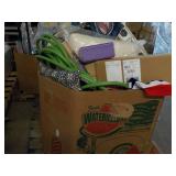 Pallet of Unclaimed and New Oversto... Pallet of Unclaimed and New Oversto...