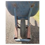 Jackson Professional Tools Steel Wheelbarrow Jackson Professional Tools Steel Wheelbarrow