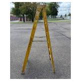 Werner 6 ft Electro-Master Fiberglass Step Ladder, Model 7206 Werner 6 ft Electro-Master Fiberglass Step Ladder, Model 7206