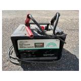Schumacher SE-3010 10/30/200 Amp Farm & Ranch Battery Starter Charger Schumacher SE-3010 10/30/200 Amp Farm & Ranch Battery Starter Charger