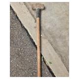 Pair of Heavy Duty Sledgehammers with Wooden and Fiberglass Handles Pair of Heavy Duty Sledgehammers with Wooden and Fiberglass Handles