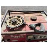 Honda EM2500 Portable Gas Generator with Damage - Working Condition Unknown Honda EM2500 Portable Gas Generator with Damage - Working Condition Unknown