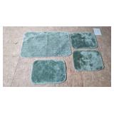 Set of Green Bath and Toilet Rugs Assorted Shapes Set of Green Bath and Toilet Rugs Assorted Shapes