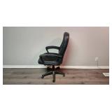 Black Adjustable Office Chair with Padded Armrests Black Adjustable Office Chair with Padded Armrests